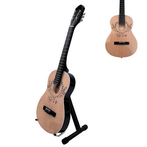 Taylor Swift įkvėpta mini mahagoninė gitara – kolekcinė dovana