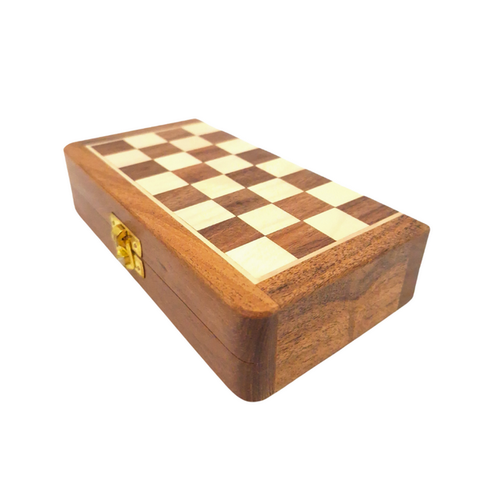 Sulankstomas medinis magnetinis šachmatų rinkinys 17×17 cm kelionėms