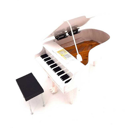 Rankų darbo mini pianinas 1:10 iš balzos, baltas – kolekcinė dovana