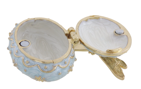 Metalinė papuošalų dėžutė su kristalais „Laumžirgis“ – elegantiška dovana