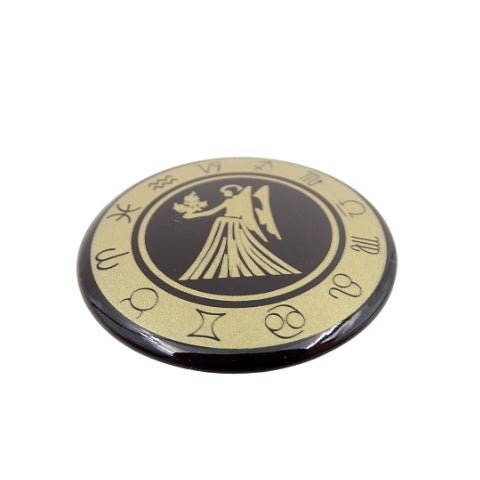 Mergelės zodiako šaldytuvo magnetas – emaliuotas metalas, 6 cm