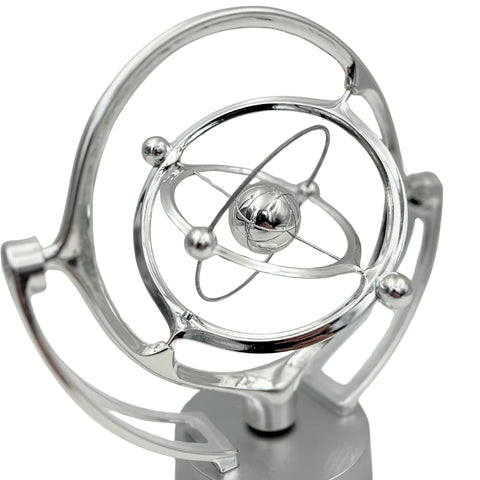 Magnetinis kinetinis pendulumas – stalo dekoracija ir antistresinis žaislas