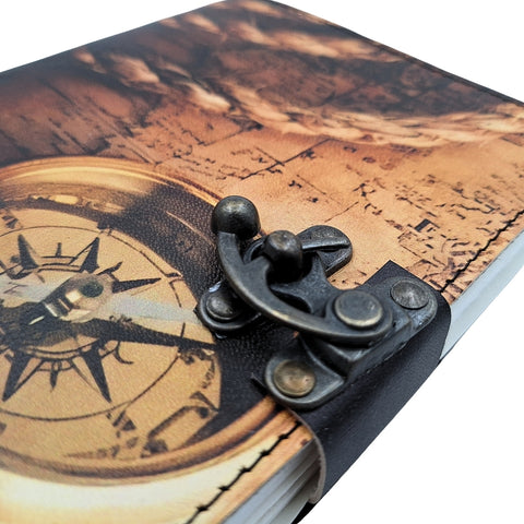 Odinė užrašų knygutė su kompasu, ožkos oda, 200 psl., 125 gsm keliautojams