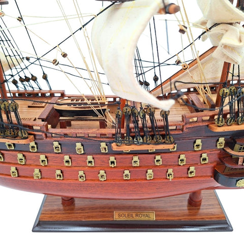 Burlaivio Soleil Royal modelis 46 cm, surinktas, rankų darbo