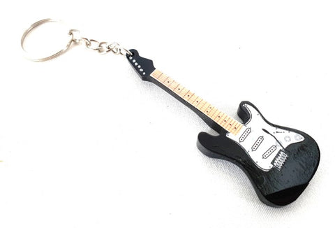 Juodas medinis elektrinės gitaros raktų pakabukas muzikos mėgėjams – stilingas