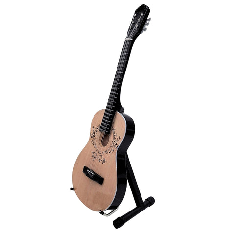 Taylor Swift įkvėpta mini mahagoninė gitara – kolekcinė dovana