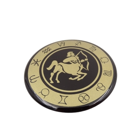 Šaulys zodiako šaldytuvo magnetas – emaliuotas, auksinis, 6 cm