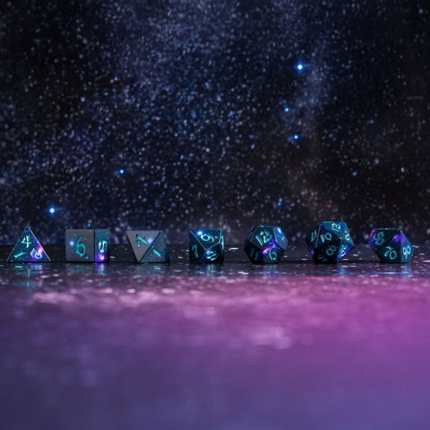 Q-Workshop Stardust Full Art stalo RPG kauliukai, 7 vnt., kosminiai