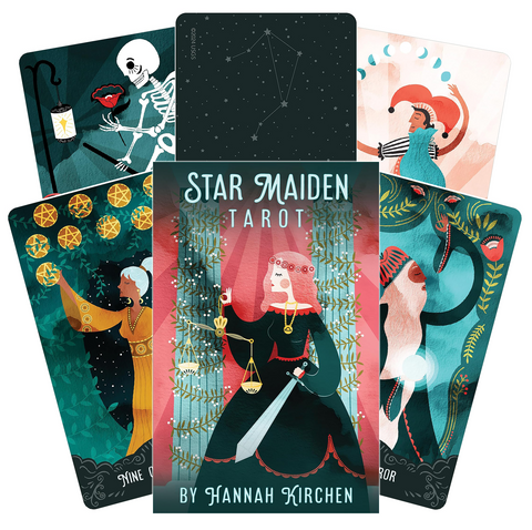 Star Maiden Tarot kortos, Hannah Kirchen iliustruotas rinkinys rodomas atverstas su dėkle ir fanuotomis kortomis