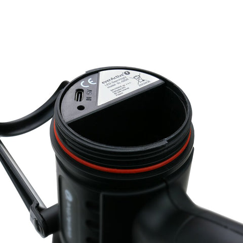 Galingas įkraunamas LED paieškos prožektorius 500 lm IP67 USB-C