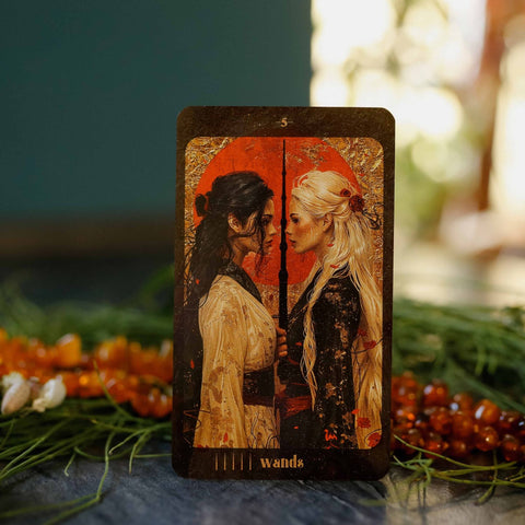 Amber Moon Tarot kortos su instrukcijų knygele (78 kortos)