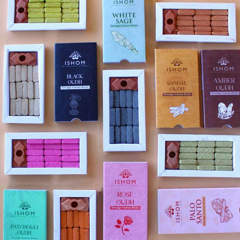 Natūralūs sandalmedžio smilkalai su laikikliu – namams ir meditacijai