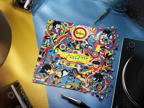 The Beatles Yellow Submarine 1000 detalių dėlionė – ryški fanams