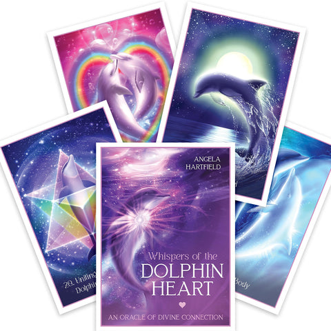 Dolphin Heart orakulo kortos, Angela Hartfield violetinis rinkinys — fanuotos penkios kortos, matomas pagrindinis violetinis viršelis su delfinu ir pavadinimu
