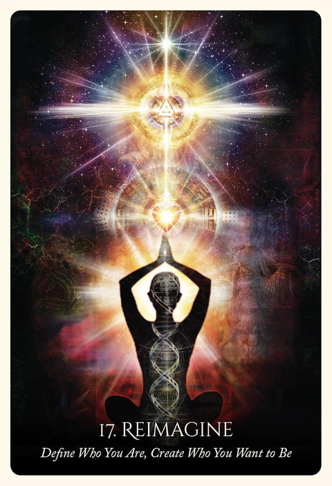 tarot korta „Reimagine“ — juodo silueto meditacija prieš auksinį spindinį ratą su širdies šviesa ir DNA motyvu, Nr. 17