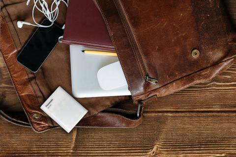 Panasonic Eneloop BQ-CC87 USB kelioninis išmanus įkroviklis 4xAA