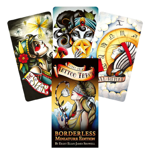 tarot kortos Tattoo Tarot Borderless Miniature Edition – miniatiūrinis be kraštų rinkinys su spalvotais tatuiruočių stiliaus, vėduoklės išdėstymo priekiniu kampu