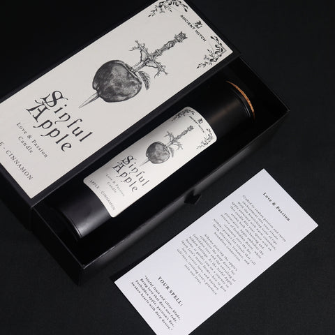 Ancient Witch Sinfull Apple žvakė – obuolių ir cinamono aromatas, meilei