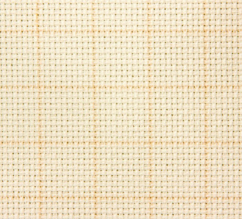 Aida drobė 14 ct smėlinė, 45×55 cm, matomas ryškus tinklelis ir audinio tekstūra, skirta kryželiams