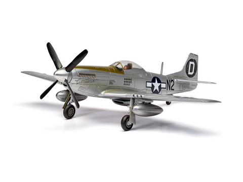 Airfix P-51D Mustang dovanų komplektas 1/72 su dažais ir klijais
