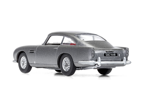 Airfix Aston Martin DB5 dovanų rinkinys 1:43, plastikinis modelis A55011