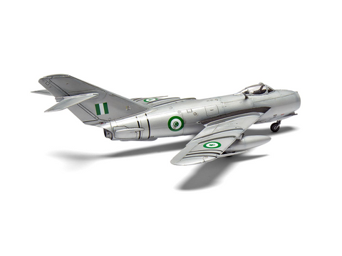 Airfix MiG-17F Fresco 1/72 – plastikinis lėktuvo surinkimo rinkinys A03091A