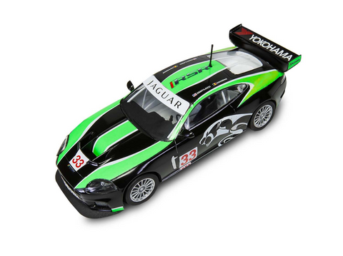 Airfix Jaguar XKR GT3 1:32 dovanų rinkinys su dažais ir klijais