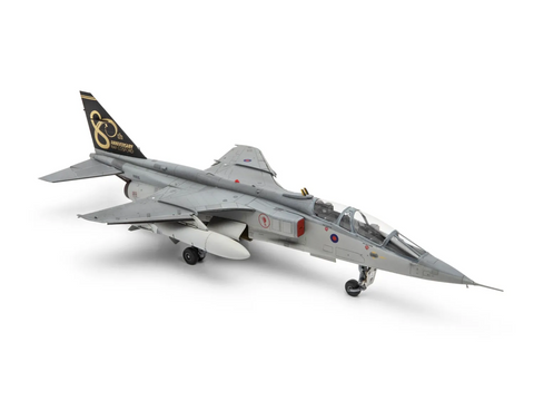 Airfix SEPECAT Jaguar T.2/T.4 surenkamas lėktuvo modelis 1/48 A11011