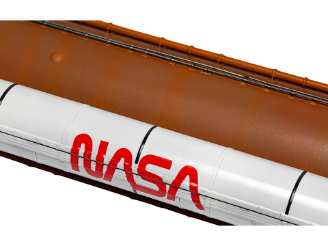 SLS Artemis raketos modelis 1/144 – dovanų rinkinys su dažais