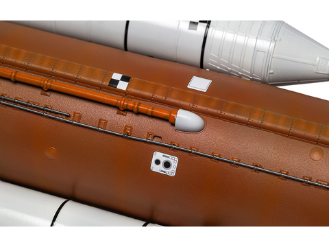 SLS Artemis raketos modelis 1/144 – dovanų rinkinys su dažais
