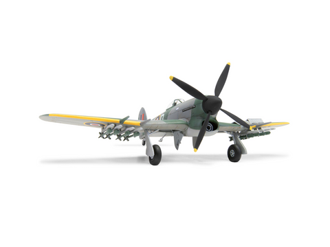 Airfix Hawker Typhoon IB dovanų rinkinys 1:72, plastikinis modelis (A55208A)