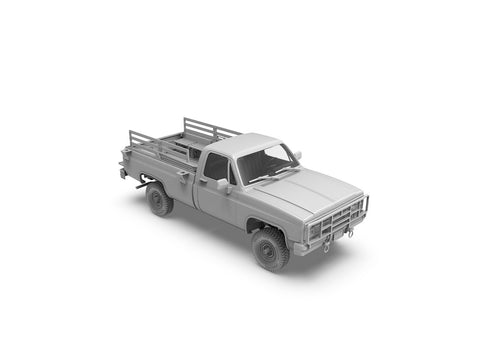 M1008 karinis Chevrolet C/K Troop Carrier 1/35 plastikinis modelis