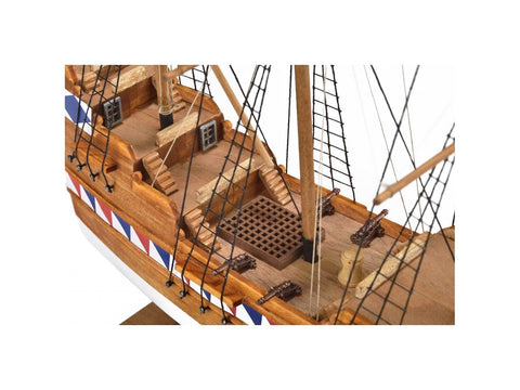 Amati elžbietiškas galeonas, Pirmas žingsnis 1:135 medinis modelis (A600.02)