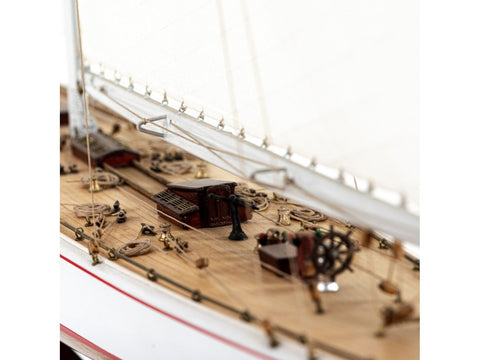 Amati Rainbow jachtos medinis surenkamas modelis 1:80 su įrankiais 46 cm