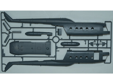 Mi-17 „Hip“ ankstyvas 1:48 plastikinis surenkamas sraigtasparnio modelis
