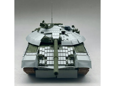 Amusing Hobby Ukrainos pagrindinis tankas T-72AMT, modelis 1/35, 35A067