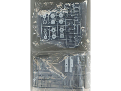 Amusing Hobby Leopard 2 A-RC 3.0 plastikinis tankas 1/35