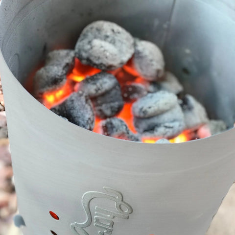 Anglių įkūrimo kaminėlis su Easy Dump – greitam BBQ griliui