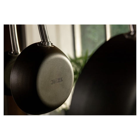 Anglies plieno WOK keptuvė 24 cm sveikam kepimui ir indukcijai