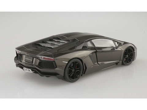 Aoshima Lamborghini Aventador LP700-4 (2011) 1/24 plastikinis rinkinys