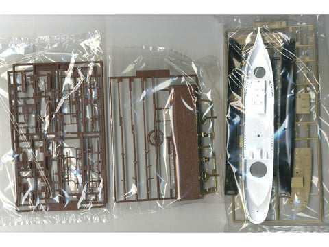 Aoshima SSRS Tovaristsch 3 stiebų burlaivis, 1/350 plastikinis rinkinys (05715)