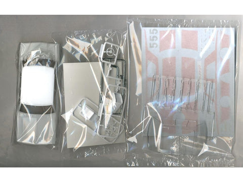 Aoshima Nissan Skyline 4 durų LB Works 1/24 surenkamas modelis