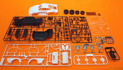 Beemax Porsche 935 K2 1977 DRM, 1/24 plastikinis surinkimo rinkinys