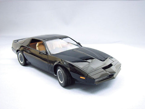 Aoshima Knight Rider K.I.T.T. 1/24 plastikinis surenkamas modelis (06320)