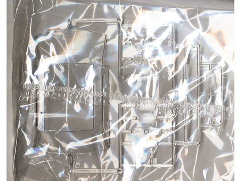 Aoshima Nissan Gloria 330 4DR HT 2000 SGL-E 1/24 surinkimo rinkinys