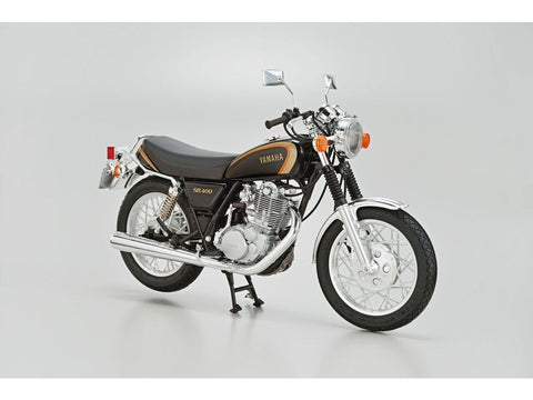 Aoshima Yamaha 1JR SR400 ’98 motociklo modelis 1/12 – plastikinis, surenkamas