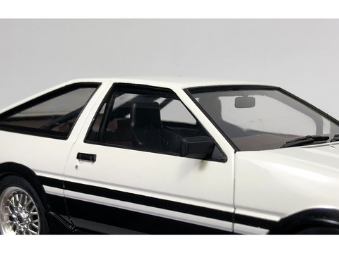 Aoshima Initial D AE86 Levin Wataru Akiyama 1/24 surenkamas modelis