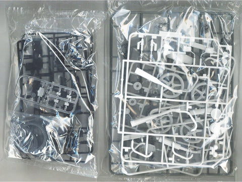 Aoshima Honda CB400 Super Four '92 1/12 surenkamas modelis su priedais