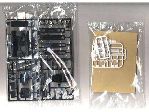 Aoshima Nissan Skyline Ken & Mary LB-Works patrulinis 4 durų 1/24 modelis