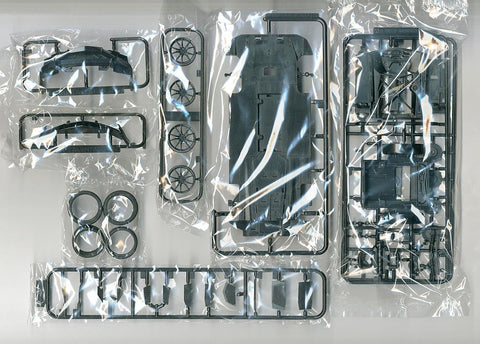 Aoshima Lamborghini Aventador 50° Anniversario 1/24 surenkamas modelis